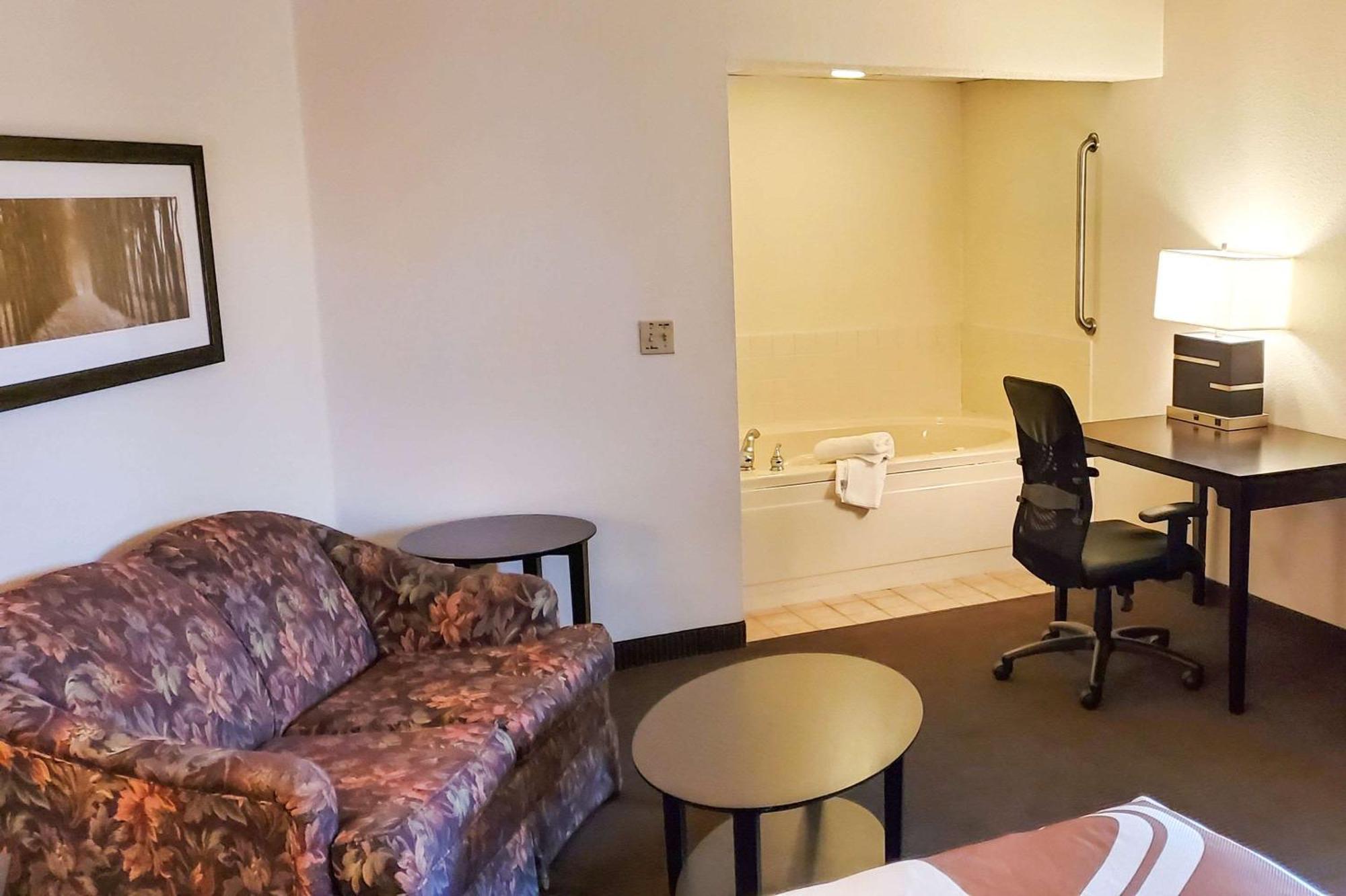 Hotel Quality Atchison